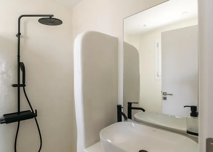 Aphrodite's Child Milos Maisonette Hébergement de vacances Adámas