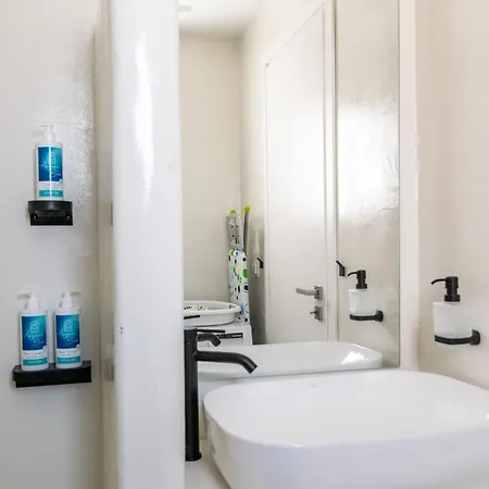 Aphrodite's Child Milos Maisonette 度假居 阿达玛斯